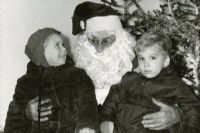 Notre histoire en archives :  à la rencontre du père Noël à Sherbrooke : distinguer le vrai du faux